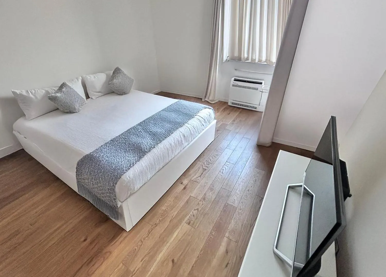 Realty Company Trevi Apartment Rome 0*,  Italy