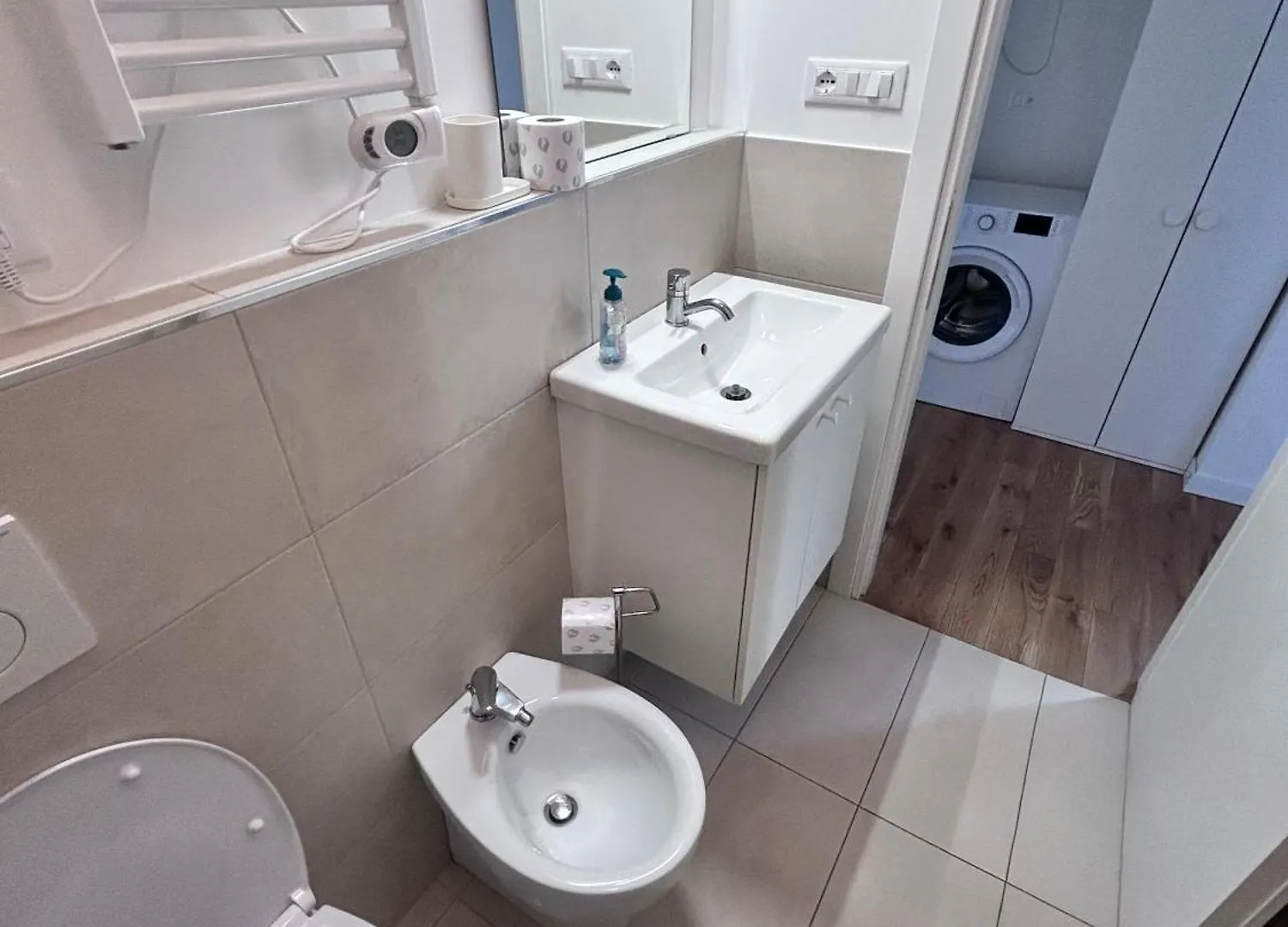 Realty Company Trevi Apartment Rome